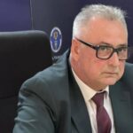 presedintele autoritatii vamale romane mihai savin retinut alaturi de alte doua persoane din cadrul institutiei 6a04f9ce09cdf