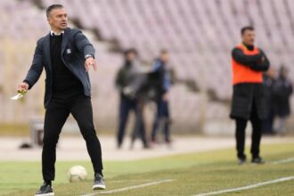 rapid bucuresti cfr cluj 1 2 in play off ul superligii daniel pancu invinge in giulesti 69f8ff125a5fb