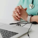 romanii vor avea acces online la dosarul medical noua platforma a cnas ar urma sa fie lansata in vara 6a04fd53cd344