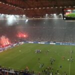 schalke 04 a revenit in prima liga germana dupa o absenta de trei ani peste 60 000 de spectatori la fiecare meci din liga a 2 69f72f0813188