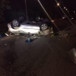 si a lasat prietenul grav ranit in masina rasturnata si a fugit de la locul accidentului 6a1bc32a0ad58
