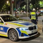 tecucean prins in flagrant cand a ridicat un colet de la o firma de curierat in care se aflau sase arme supuse autorizarii video 6a0c3a14aabe0