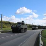 trei blindate piranha implicate intr un accident in salaj 11 militari au fost raniti 6a18c05717224