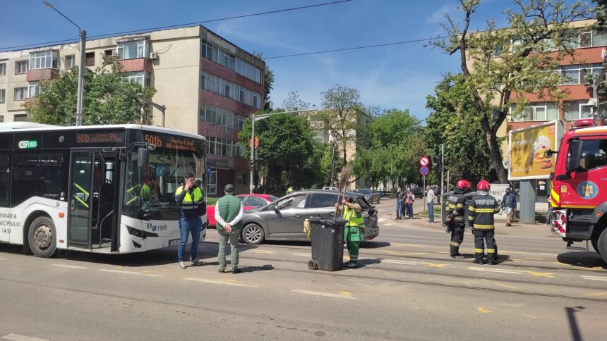 trei persoane au fost ranite in urma coliziunii dintre un autobuz ctp si un autoturism 6a083bf4730f3