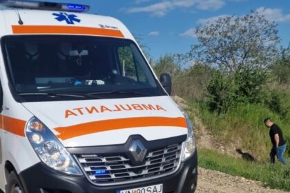 un copil de 4 ani a fost gasit mort intr o balta in vrancea era dat disparut de o ora 69f7ce590fadc