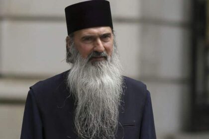 un martor din dosarul in care arhiepiscopul tomisului este judecat pentru cumparare de influenta si a retras declaratia nu are incredere in justitia din romania 6a057be8d6cc6