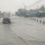 video apa a pus stapanire pe soseaua din zona rond mall moldova dupa ploaia puternica 69fded427d63d