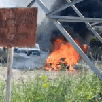 video autoturism mistuit de foc pe strada trei fantani degajari mari de fum in zona 6a1a99f748398