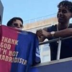 video tricoul afisat de lamine yamal la sarbatorirea titlului castigat de fc barcelona mesajul ironic transmis fanilor lui real madrid 6a03139b1869f