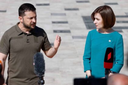 zelenski si maia sandu dupa planul rusiei de a acorda mai usor cetatenie locuitorilor din transnistria cauta noi soldati 6a0957d4bb46f