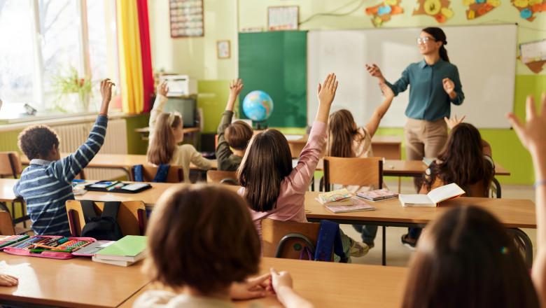 zi libera pe 5 iunie pentru elevi si profesori de ce nu se fac cursuri in scolile din romania 6a07f0457d02e