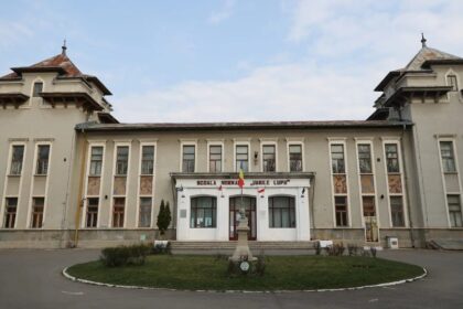 zilele portilor deschise pentru viitorii liceeni la colegiul national pedagogic vasile lupu iasi 69f9c3e64ea69